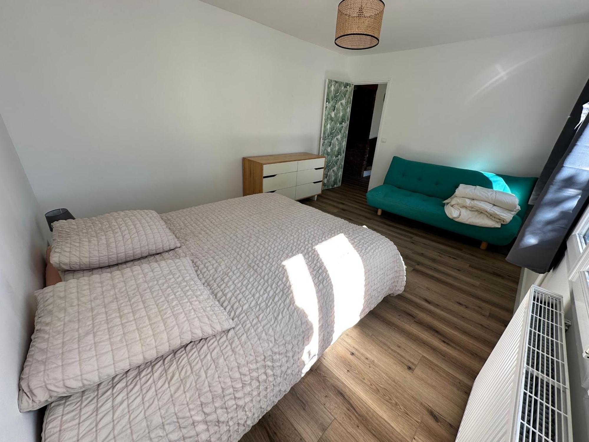 Jolie Maison A La Ferme, Jossigny, 10 Min